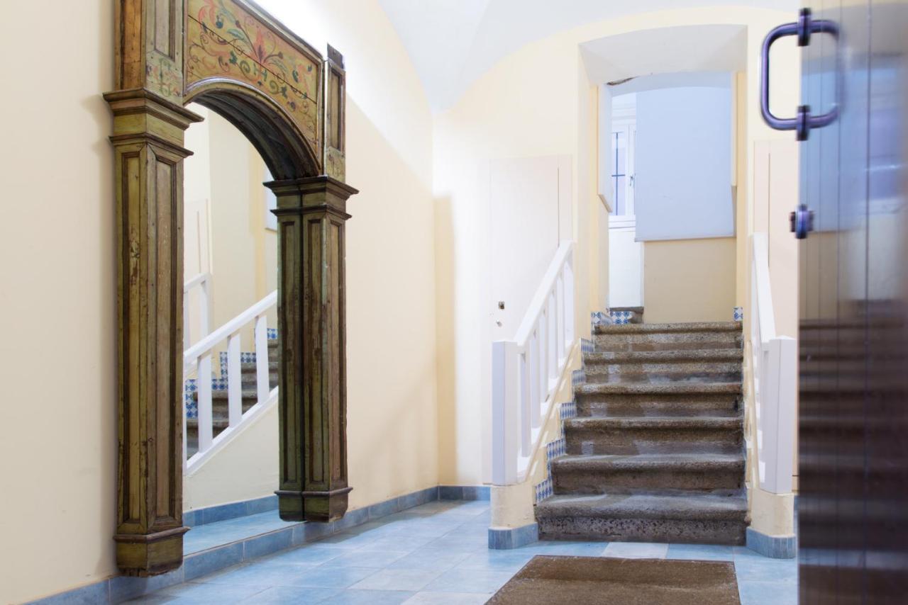 Adama Apartamento Turistico Cáceres Room photo